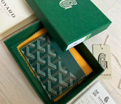 Rtresells green goyard wallets